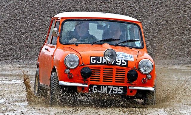 11147097_917864974944425_788932440122123803_n